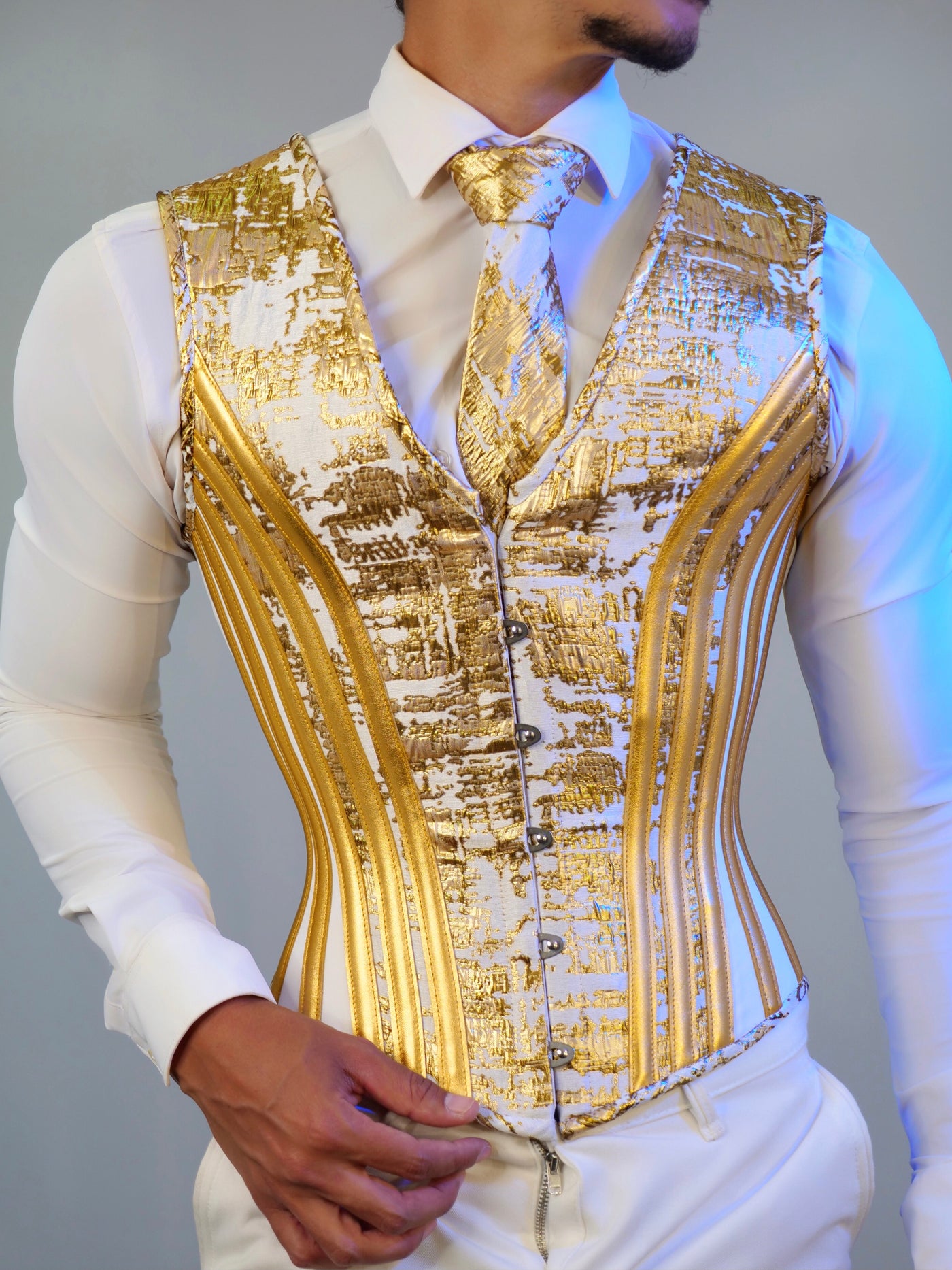 Men in Corsets by Innova Corsetry  Waist training corset, Pride outfit,  Corset